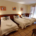 Pensión Tastavins 3*