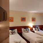 Tastavins Pensión 3*